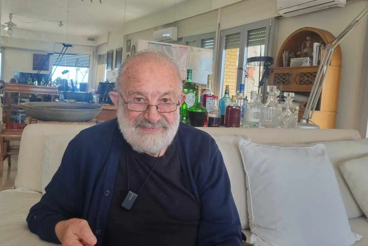 nestor-stelios.jpg nestor-stelios.jpg