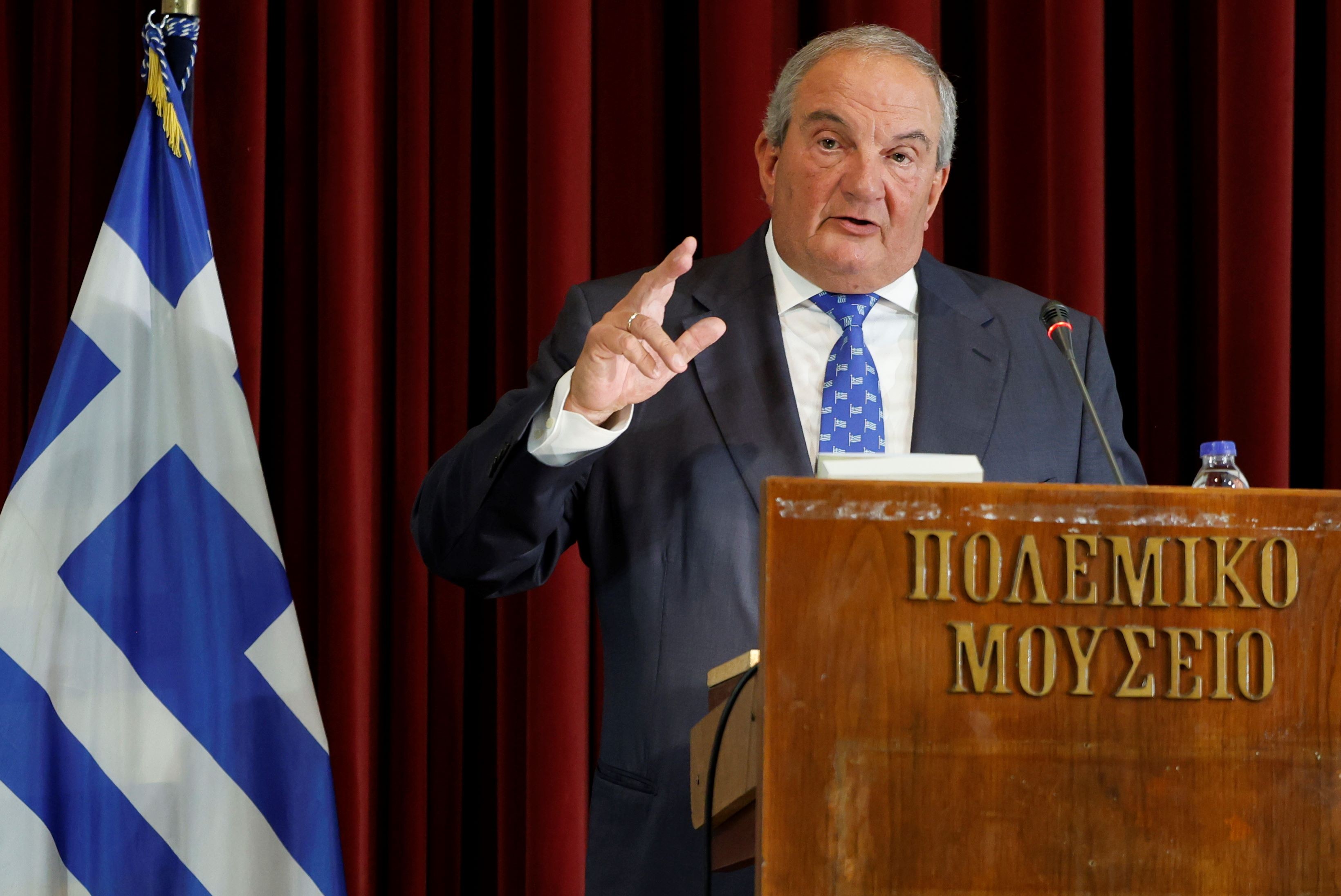 karamanlis-1.jpg karamanlis-1.jpg