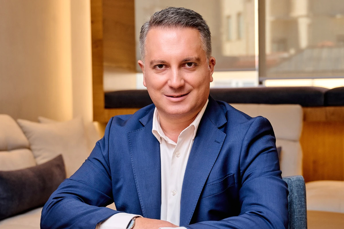 merelis-kyriakos.jpg?v=0 merelis-kyriakos.jpg?v=0