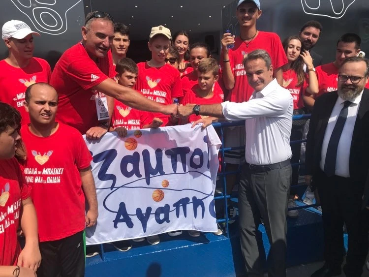 mitsotakis-periptera2.jpg mitsotakis-periptera2.jpg