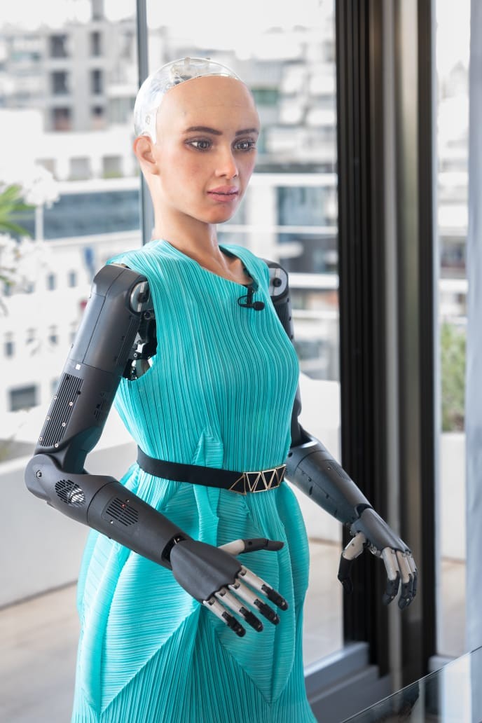 robot-sophia-3.jpg robot-sophia-3.jpg