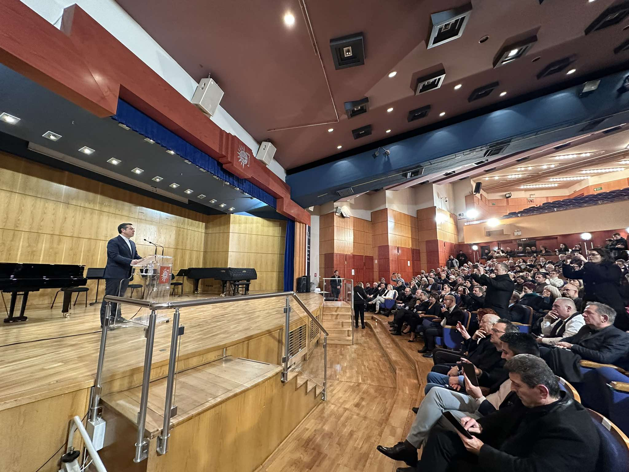 Κατά τη διάρκεια της ομιλίας Κατά τη διάρκεια της ομιλίας