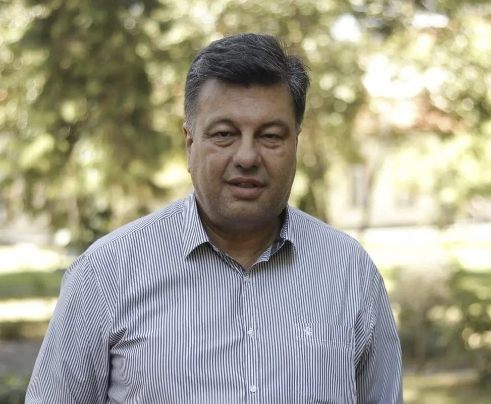 papasterghioy.jpg papasterghioy.jpg