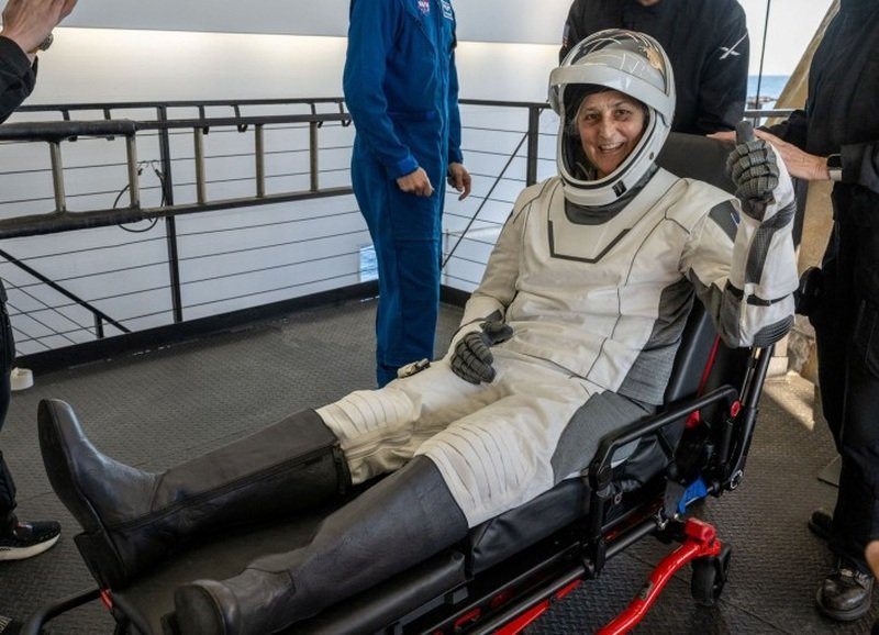 nasa-4.jpg nasa-4.jpg
