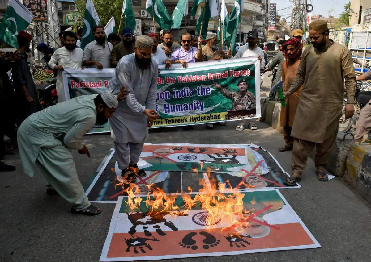 pakistan-reuters-3.jpg pakistan-reuters-3.jpg