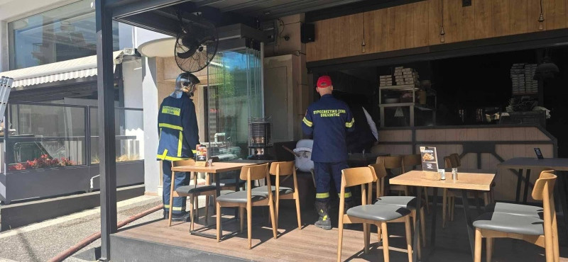 pyrsvestiki-psitopoleio-polixni3pg.jpg pyrsvestiki-psitopoleio-polixni3pg.jpg