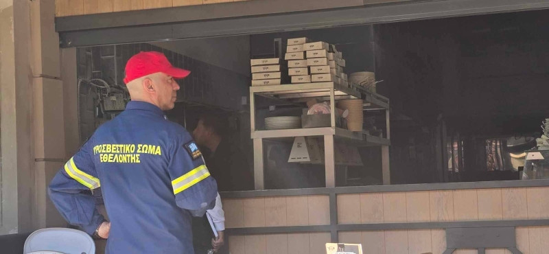 pyrsvestiki-psitopoleio-polixni4.jpg pyrsvestiki-psitopoleio-polixni4.jpg