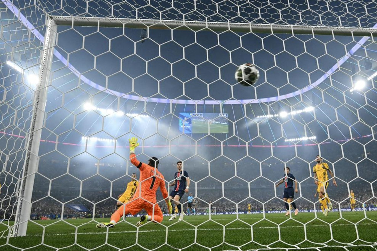 fbl-eur-c1-psg-inter-final.jpeg fbl-eur-c1-psg-inter-final.jpeg