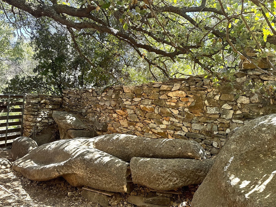 naxos-kouros2.jpg?v=0 naxos-kouros2.jpg?v=0