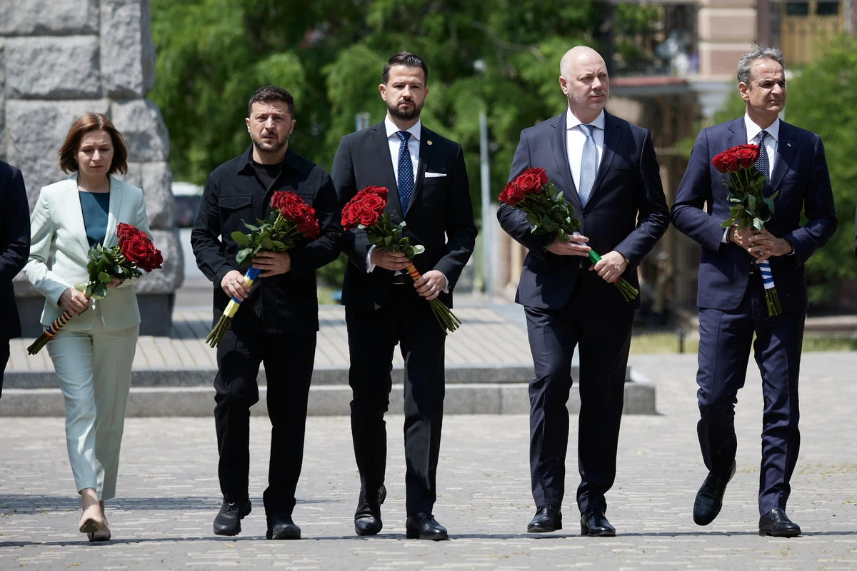 mitsotakis-odissos3.jpg?v=0 mitsotakis-odissos3.jpg?v=0