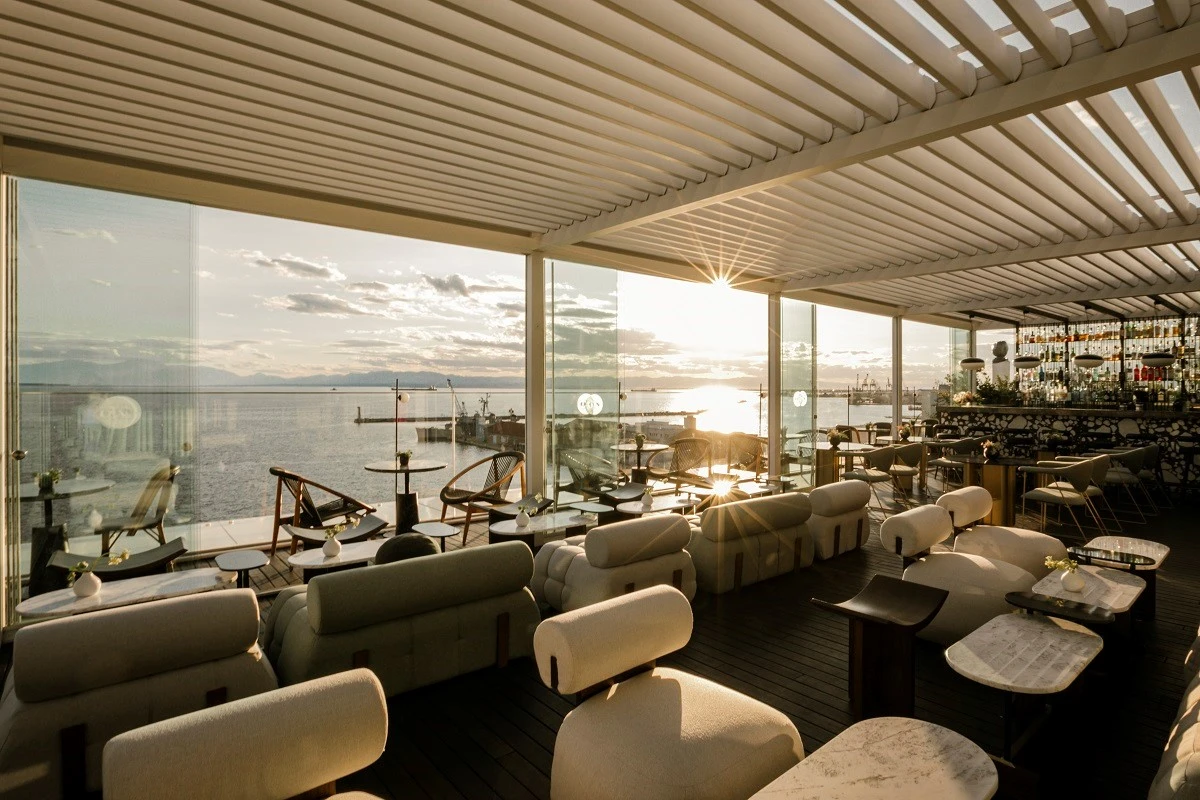 on-rooftop-1.jpg?v=0 on-rooftop-1.jpg?v=0