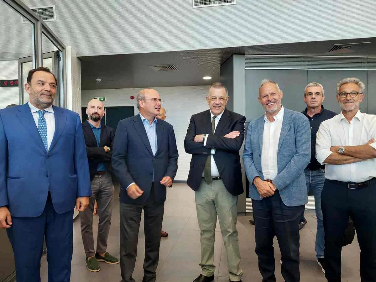 taxiaos-xatzidakis6.jpg?v=0 taxiaos-xatzidakis6.jpg?v=0