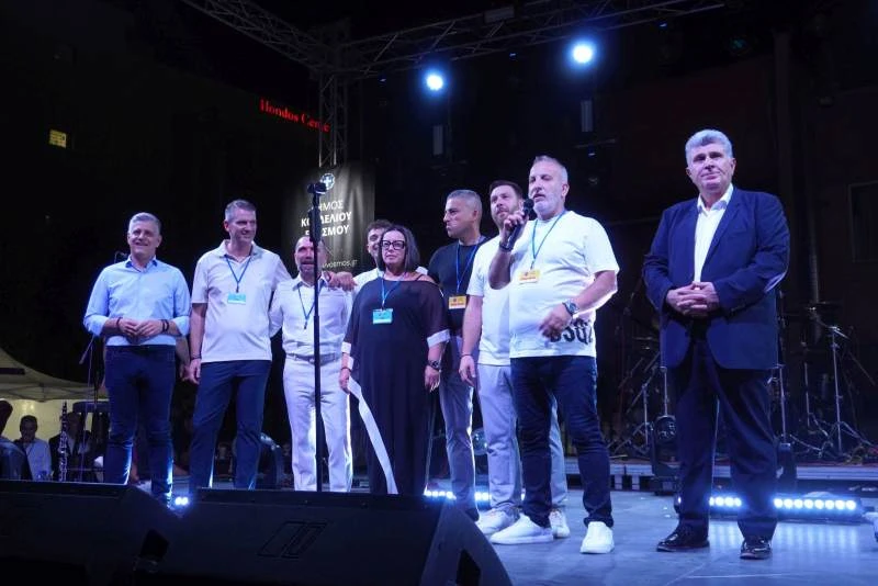 lefki-nyxta-eyosmos5.jpg lefki-nyxta-eyosmos5.jpg