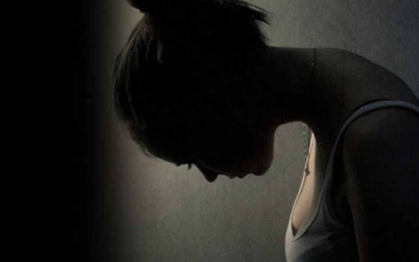 Πάτρα: Νονός μαστίγωνε την βαφτισιμιά του - Είχε την επιμέλειά της, προσπάθησε να αυτοκτονήσει η ανήλικη