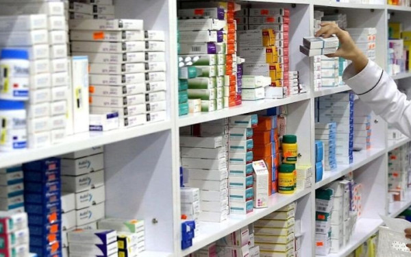 Θ. Πλεύρης: Πήραμε μέτρα για να έχουμε επάρκεια φαρμάκων - Αυξήσεις θα γίνουν μόνο στα πολύ φθηνά φάρμακα και θα τις καλύψει ο ΕΟΠΥΥ (βίντεο)