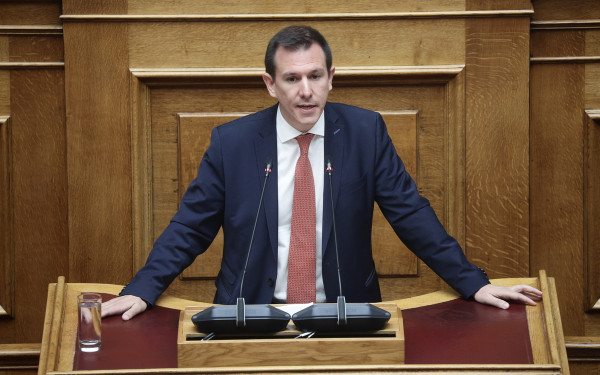Δουδωνής: «Να γίνουν αναπληρωματικές εκλογές για τις έδρες των Σπαρτιατών»
