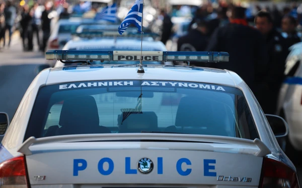 Τουλάχιστον 19 καταστήματα υγειονομικού ενδιαφέροντος έλεγξε η αστυνομία σε Θεσσαλονίκη και Χαλκιδική