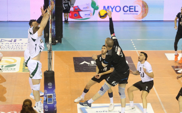 Βόλεϊ: Ήττα και αποκλεισμός για τον ΠΑΟΚ (βίντεο)