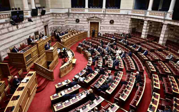 Ανακοινώθηκε στη Βουλή η πρόταση για προανακριτική επιτροπή του Συλλόγου «Τέμπη 2023»