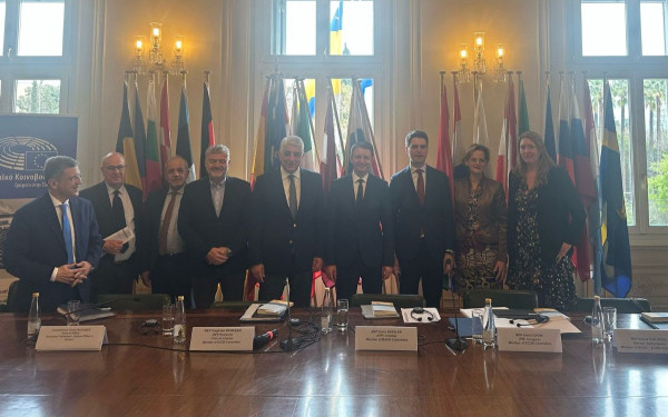 ΚΕΔΕ: Διεκδικούμε ισότιμο ρόλο της Τοπικής Αυτοδιοίκησης στον σχεδιασμό και την υλοποίηση των Ευρωπαϊκών Προγραμμάτων
