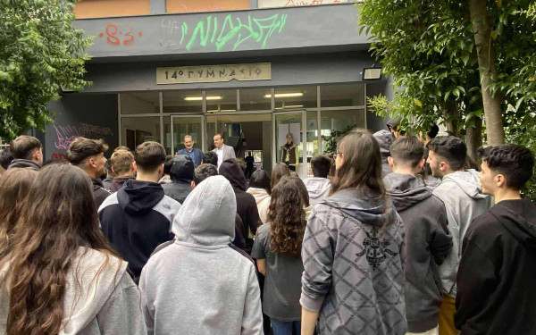 Πανελλαδικές εξετάσεις: Οι πρώτες εκτιμήσεις για τις βάσεις