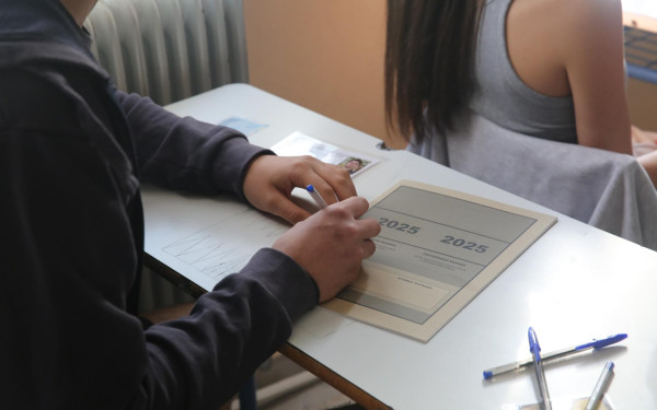 Πανελλαδικές 2025: Σε 4 μαθήματα ειδικότητας εξετάζονται σήμερα οι υποψήφιοι των ΕΠΑΛ