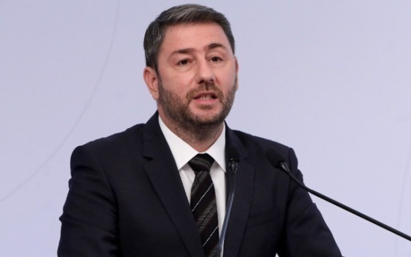 Ν. Ανδρουλάκης στο TikTok: ΟΠΕΚΕΠΕ, επεισόδιο 1 - Μια επιθεώρηση του Μαξίμου με ακριβό κάστινγκ (βίντεο)