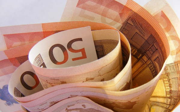 Το υπερπλεόνασμα… διαρκείας φουσκώνει 2 δισ. το καλάθι της ΔΕΘ