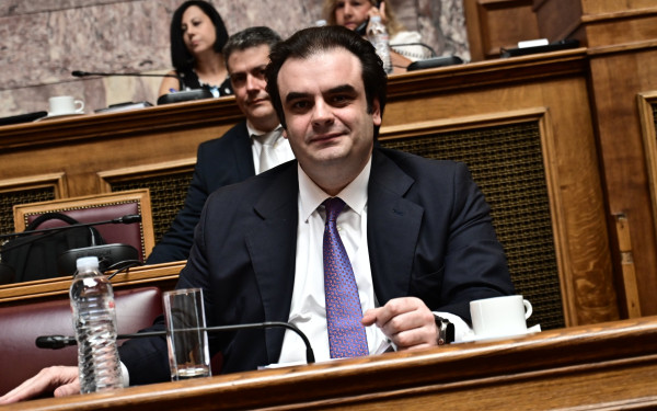 K. Πιερρακάκης: Ορόσημο για τον ελληνικό τραπεζικό τομέα η συμφωνία εξαγοράς της HSBC από την Credia Bank