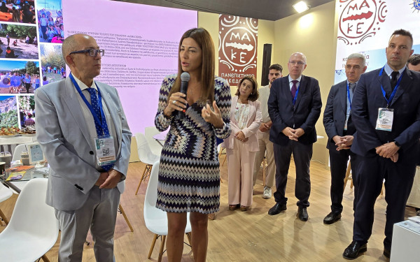 89η ΔΕΘ: Η Σοφία Ζαχαράκη εγκαινίασε το περίπτερο του Πανεπιστημίου Μακεδονίας