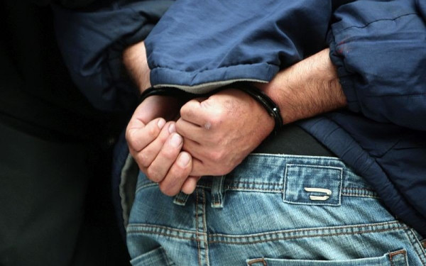 Θεσσαλονίκη: Χειροπέδες σε 29χρονο για προσβολή γενετήσιας αξιοπρέπειας μέσα σε αστικό λεωφορείο