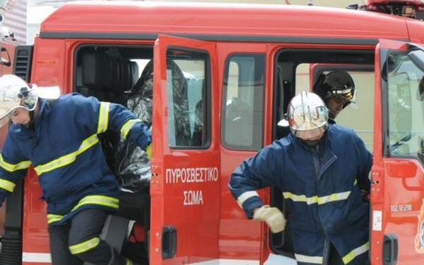 Θεσσαλονίκη: Συναγερμός στην πυροσβεστική για καπνούς σε κατάστημα στο κέντρο