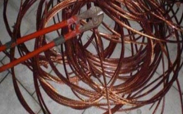 Η υψηλή τιμή του χαλκού είναι ισχυρό κίνητρο για το παραεμπόριο