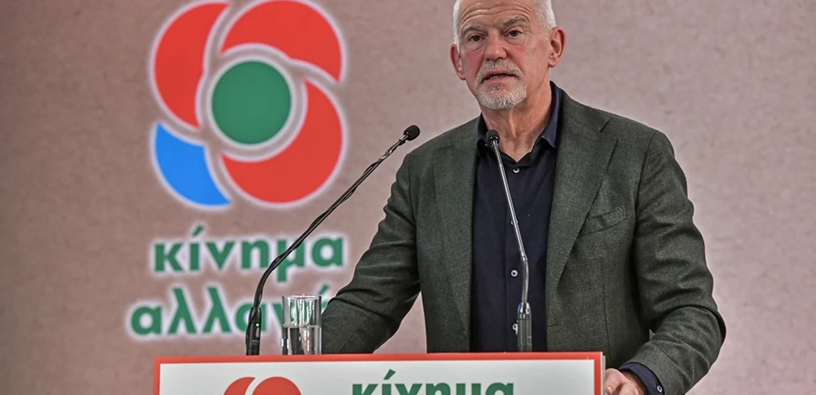 Μετρά αντίστροφα ο χρόνος για τον Γιώργο Παπανδρέου