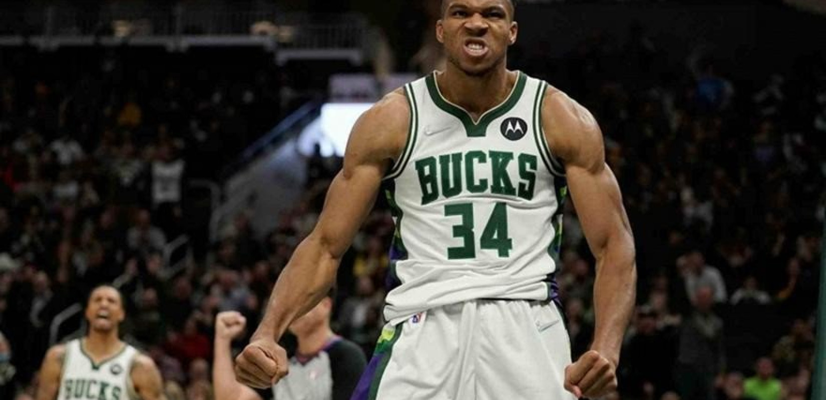 Μόνιμη θέση στην καλύτερη πεντάδα του NBA ο Αντετοκούνμπο (βίντεο) 