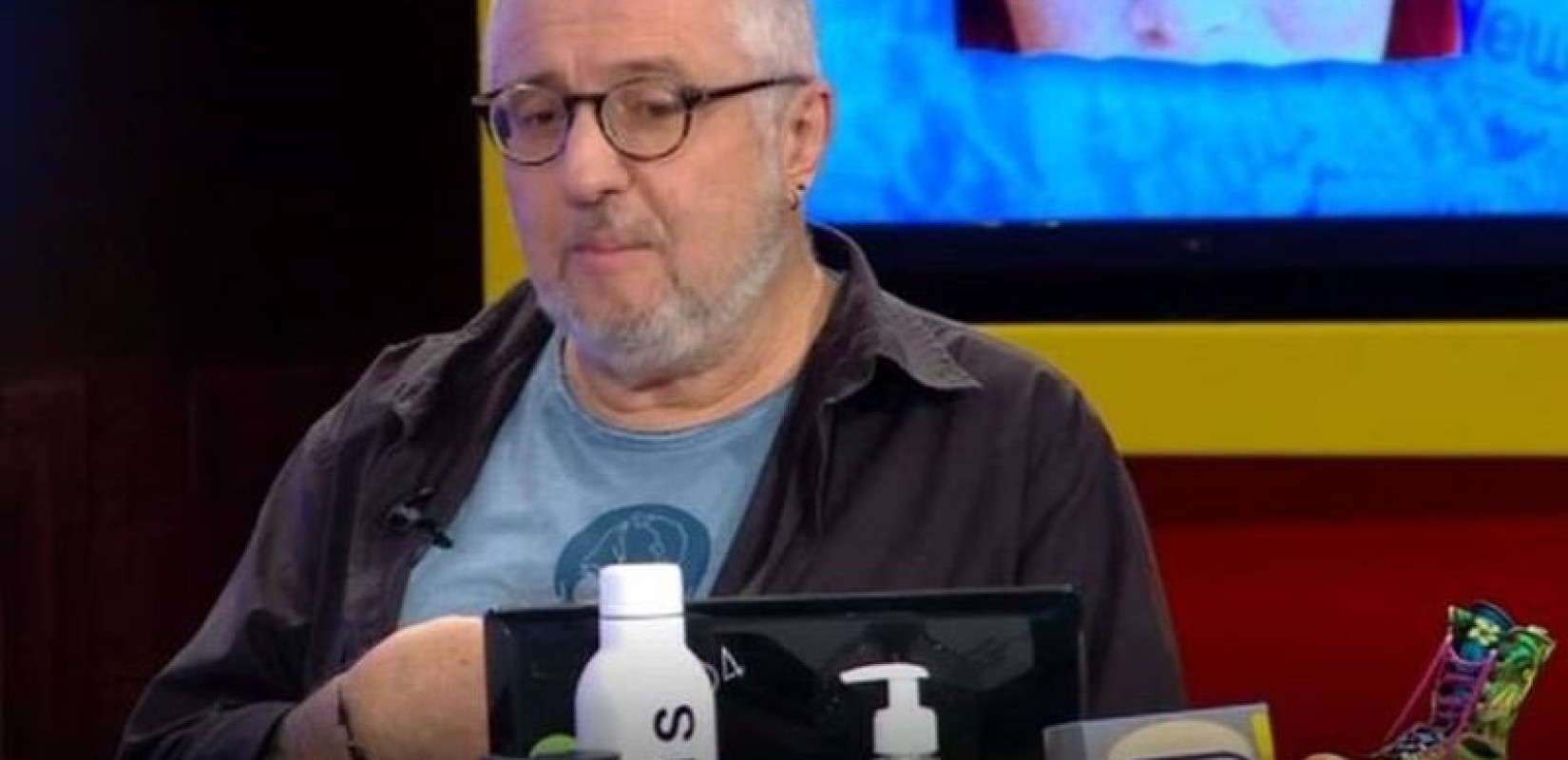 Στάθης Παναγιωτόπουλος: Τι λέει ο άνθρωπος που δημοσιοποίησε την υπόθεση με πρωταγωνιστή το πρώην μέλος των "Ράδιο Αρβύλα"