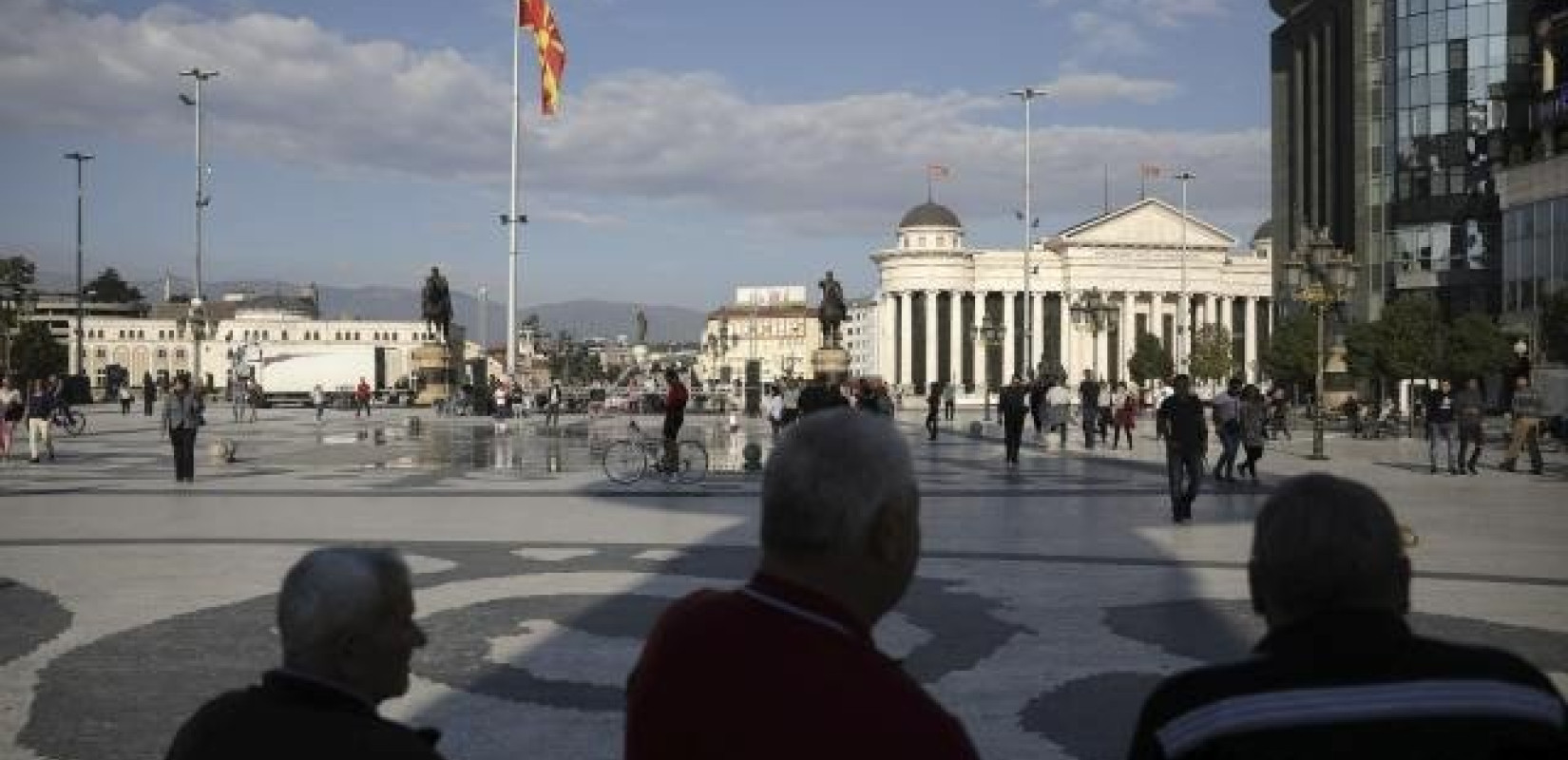Μνημόνιο για δάνειο 100 εκατ. ευρώ πρότεινε η Κομισιόν στη Βόρεια Μακεδονία