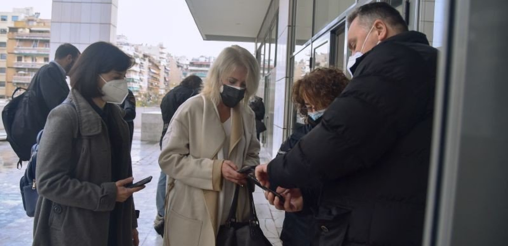 Μάνδρα -Απολογία Δούρου: Αναλαμβάνω την πολιτική, όχι την ποινική ευθύνη