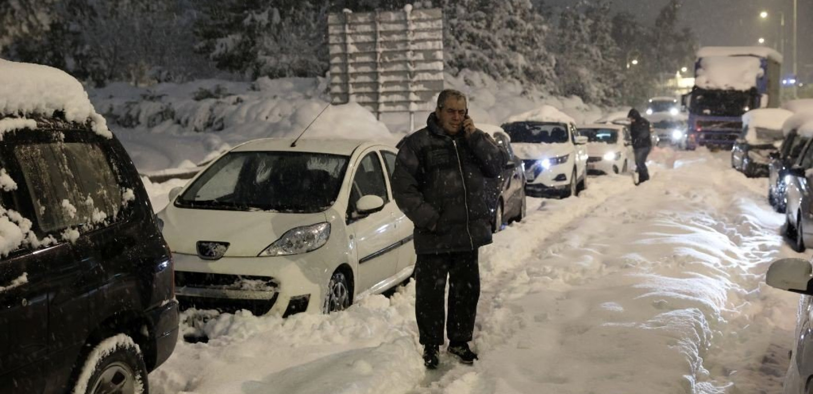 Το φιάσκο της Αττικής Οδού: «Εγώ κινητοποίησα το στρατό & την αστυνομία για να σωθεί ο σύζυγός μου» (βίντεο)