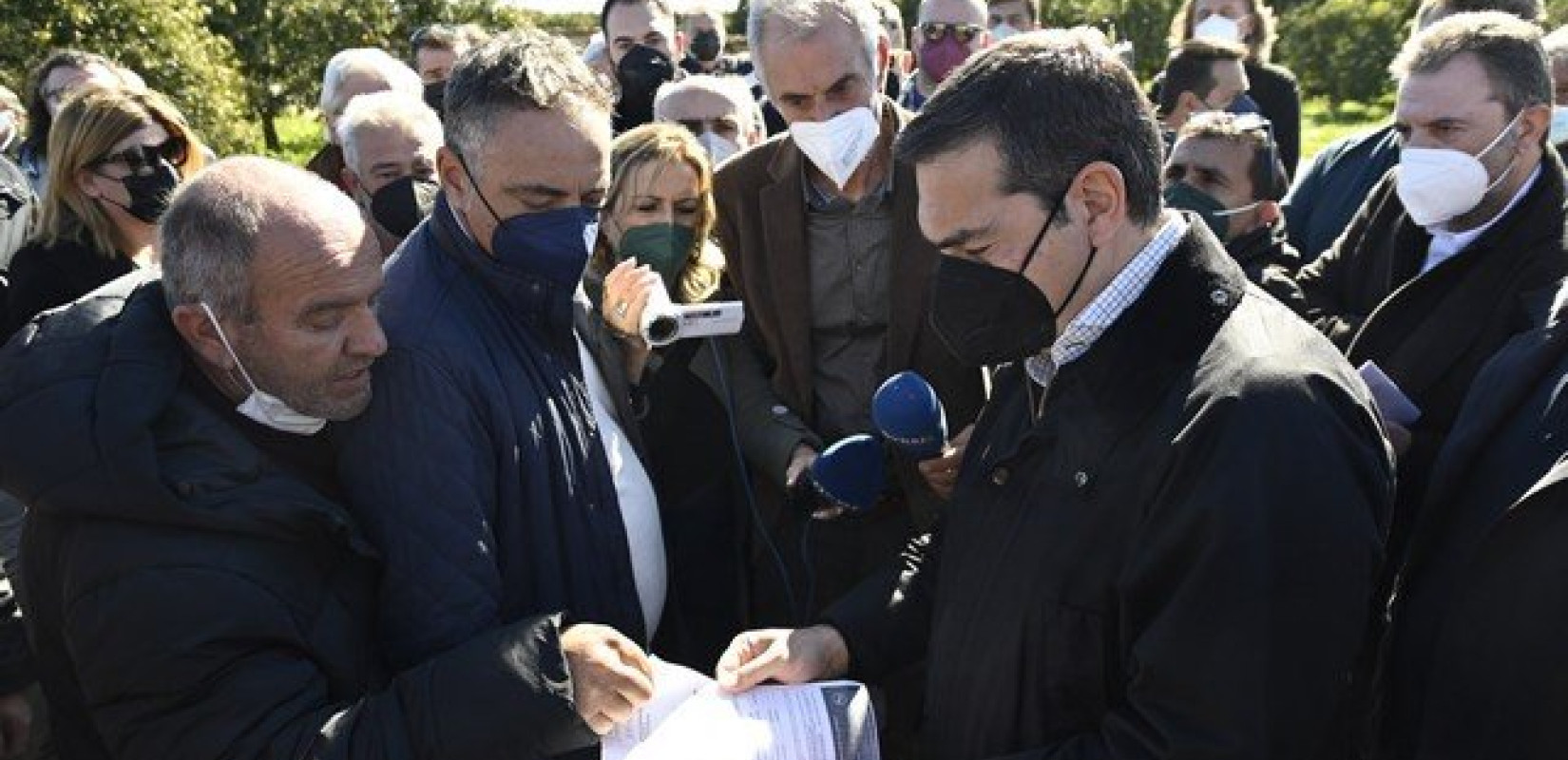 Κοινωνία και Συνέδριο κινητοποιούν τον ΣΥΡΙΖΑ