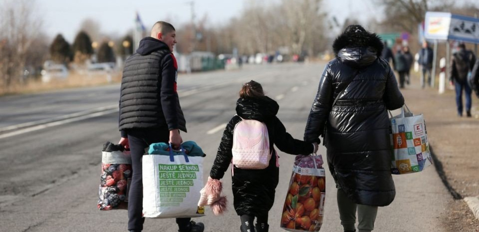 Βρετανία: Αυξήθηκε ο αριθμός των μεταναστών που φθάνουν στην χώρα μετά την επιστροφή στην εξουσία των Εργατικών