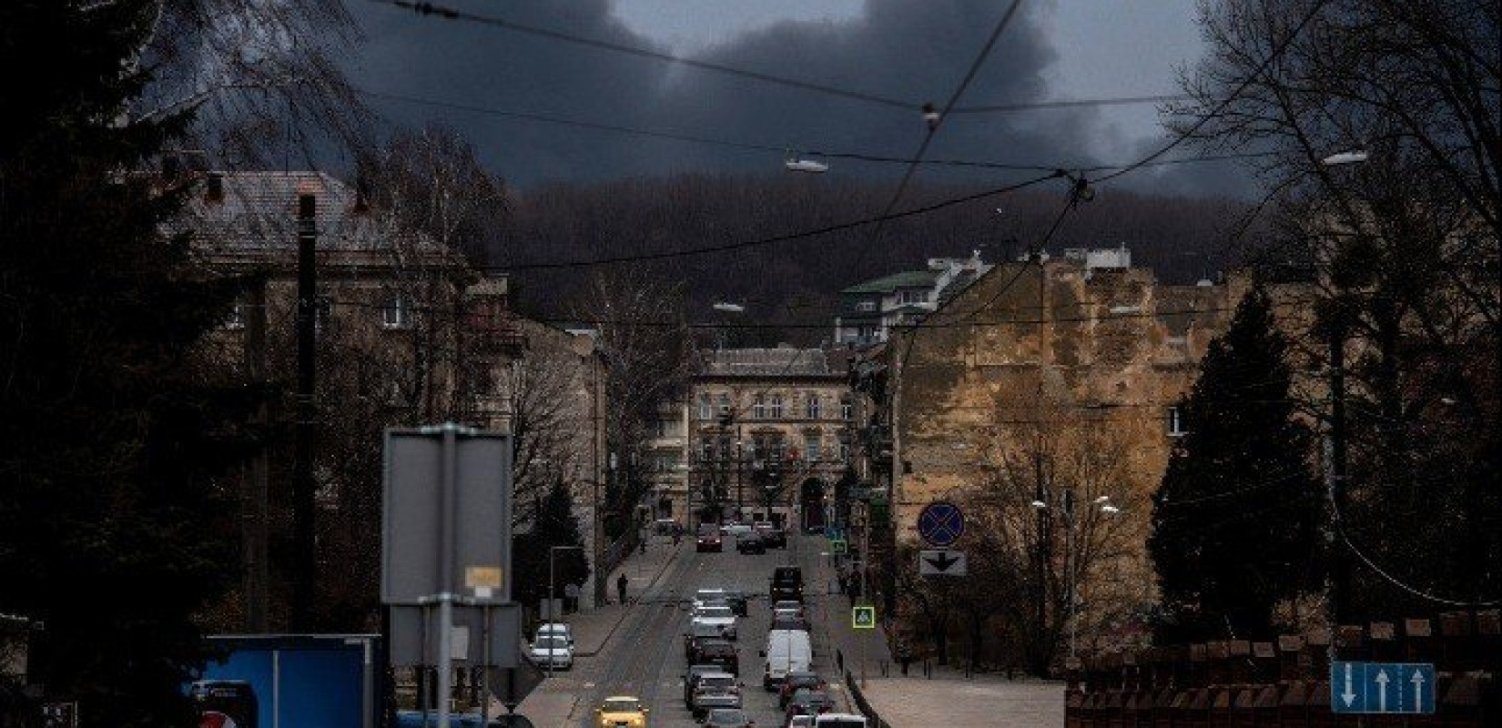 Ένας νεκρός και τουλάχιστον 18 τραυματίες από ρωσικά πλήγματα στη δυτική Ουκρανία