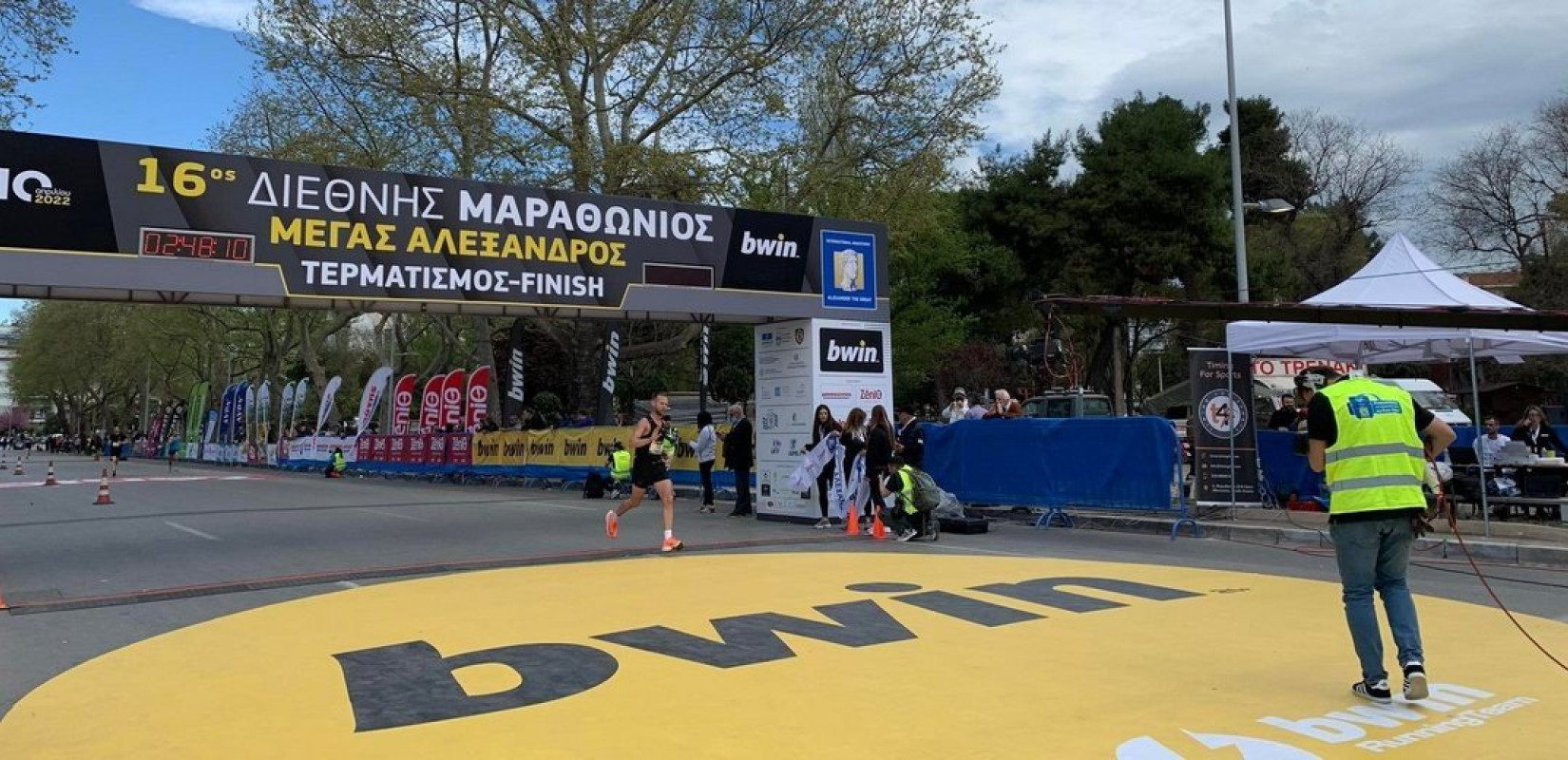 Ελληνική κυριαρχία στον 16ο Διεθνή Μαραθώνιο "Μ. Αλέξανδρος" (βίντεο)
