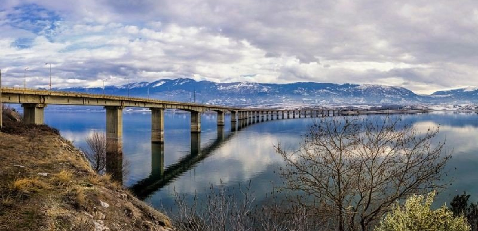 Κατεπείγουσα προκαταρκτική εξέταση για τη γέφυρα Σερβίων και τις ρωγμές - Ενδέχεται να απαγορευτεί η κυκλοφορία όλων των οχημάτων