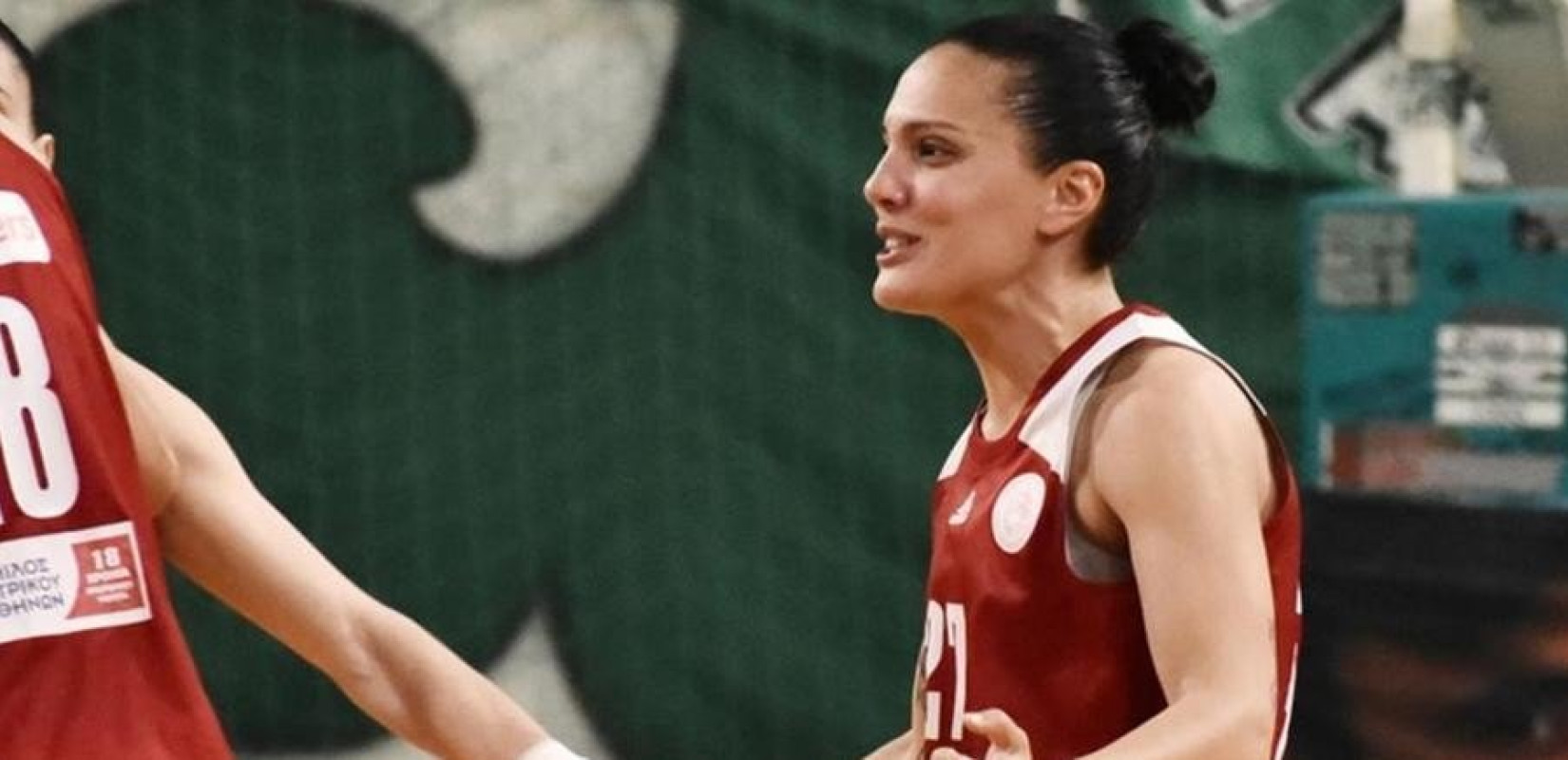 Συγγνώμη από τον Ιωάννη Παπαπέτρου ζήτησε η μπασκετμπολίστρια του Ολυμπιακού, Βαγγελίτσα Βαμβακά