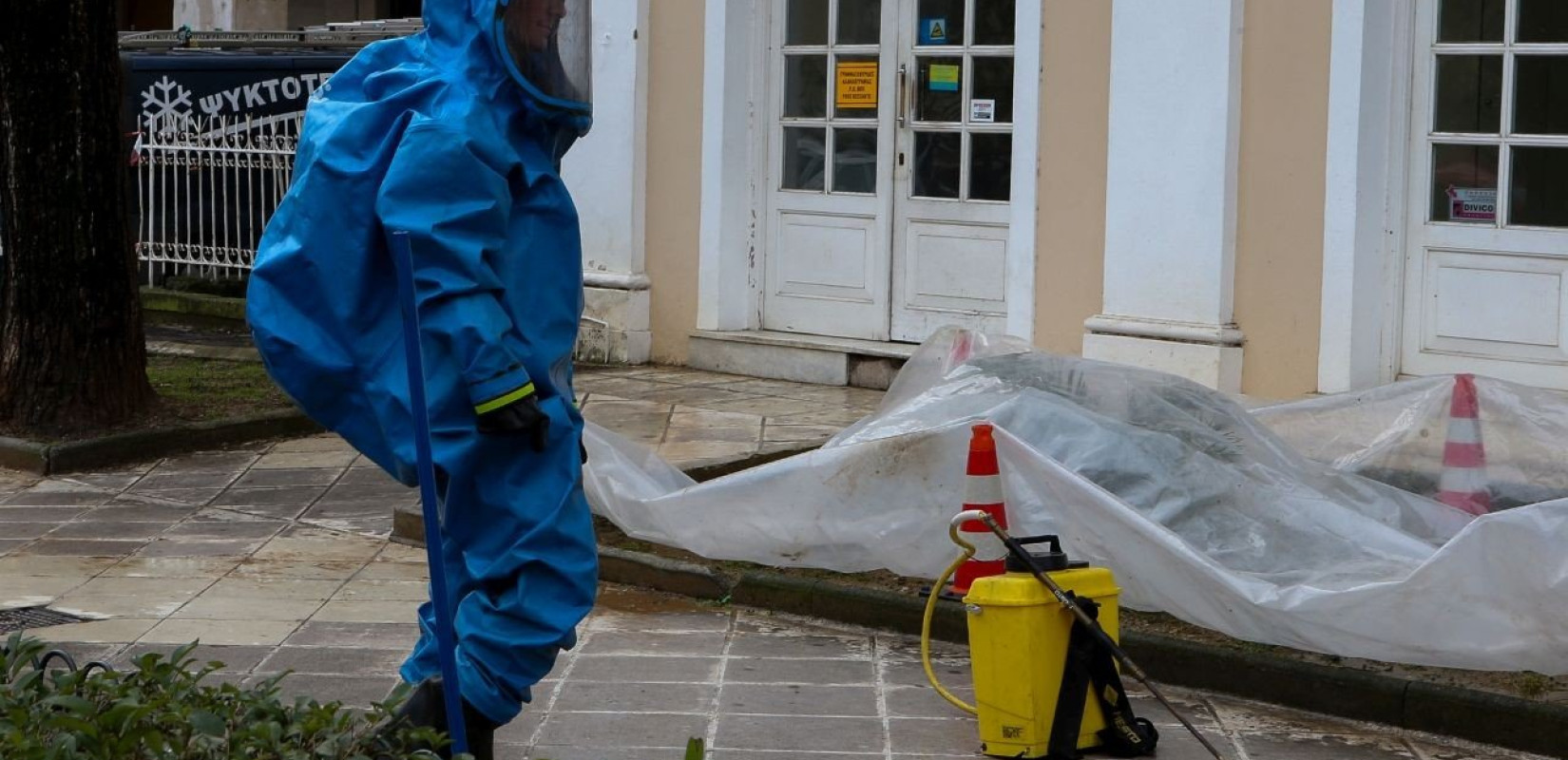 Ύποπτοι φάκελοι σε επτά πανεπιστημιακά ιδρύματα -Συναγερμός στις αρχές