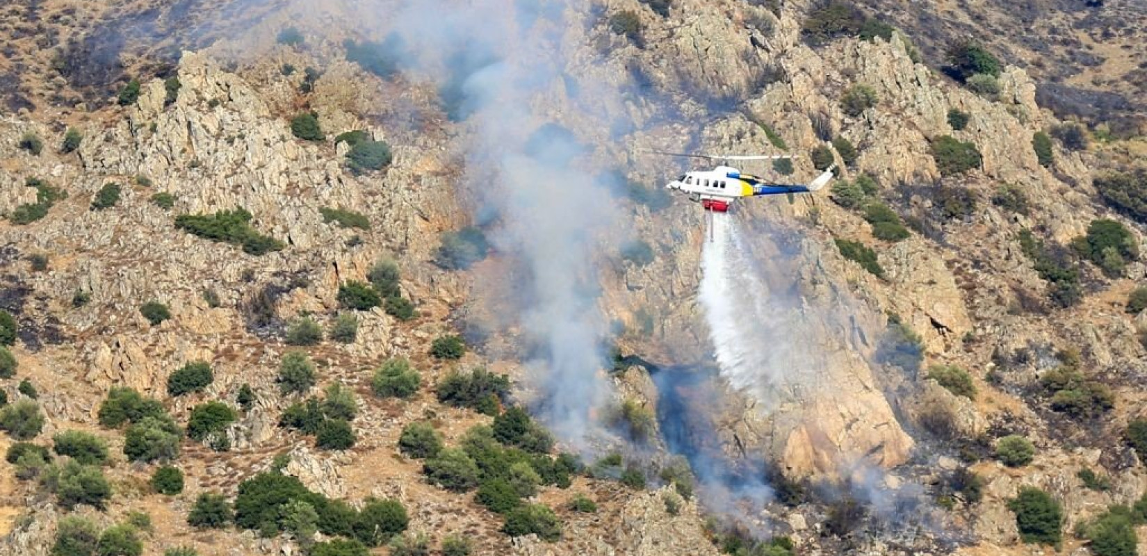 Κρήτη: Υπό έλεγχο η φωτιά στον Εθνικό Δρυμό Σαμαριάς