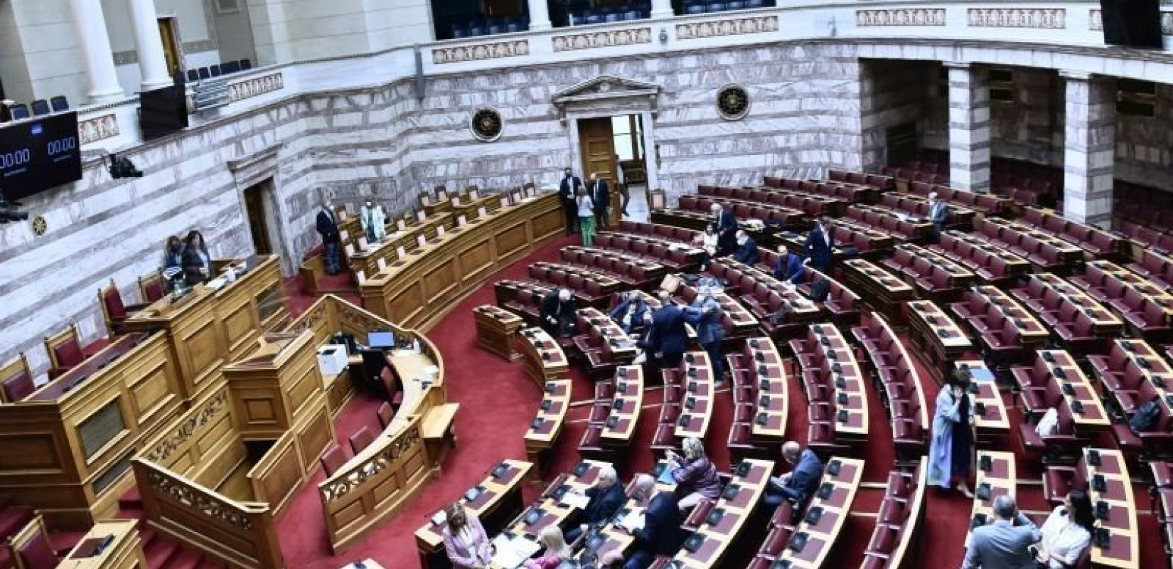 Βουλή: Τη συμπαράστασή τους στην Ελλάδα εξέφρασαν Γάλλοι γερουσιαστές