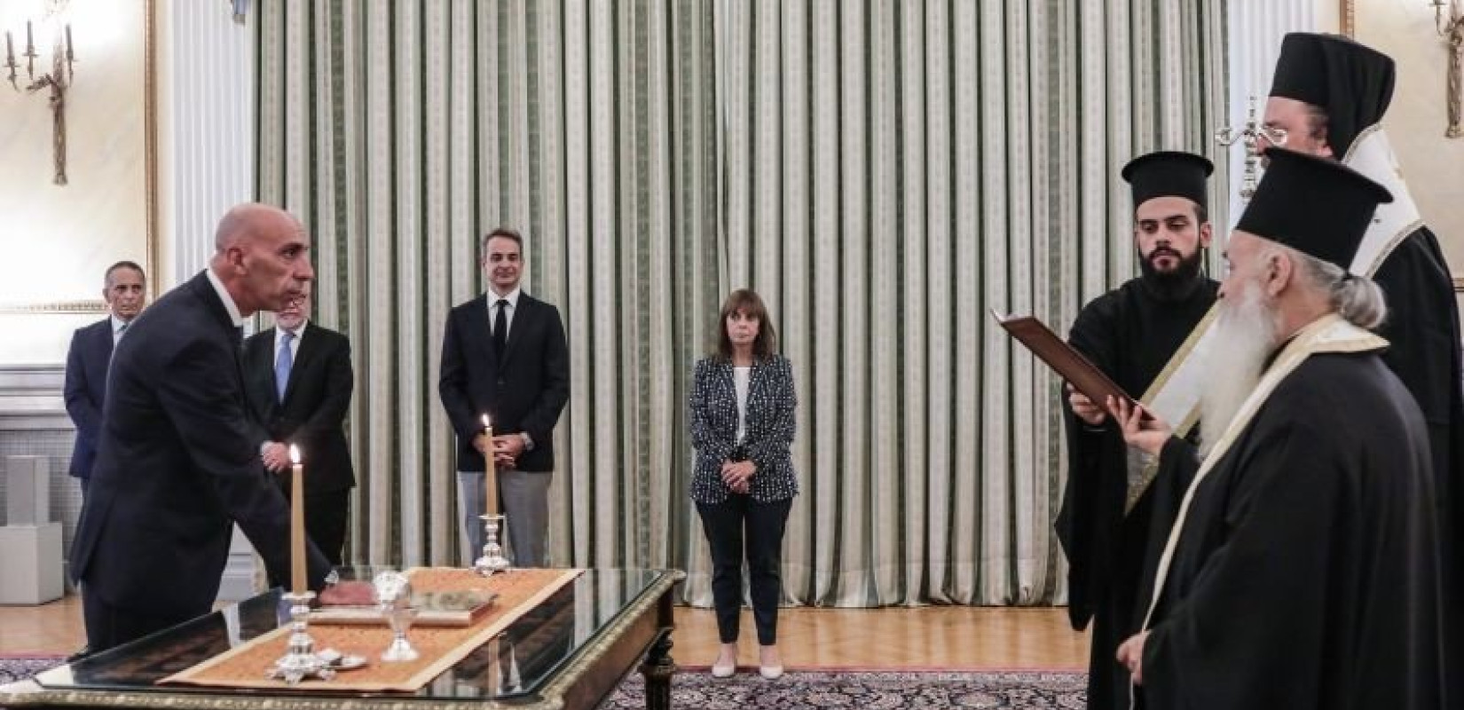 Ορκίστηκε υφυπουργός στον πρωθυπουργό, ο Γιάννης Μπρατάκος