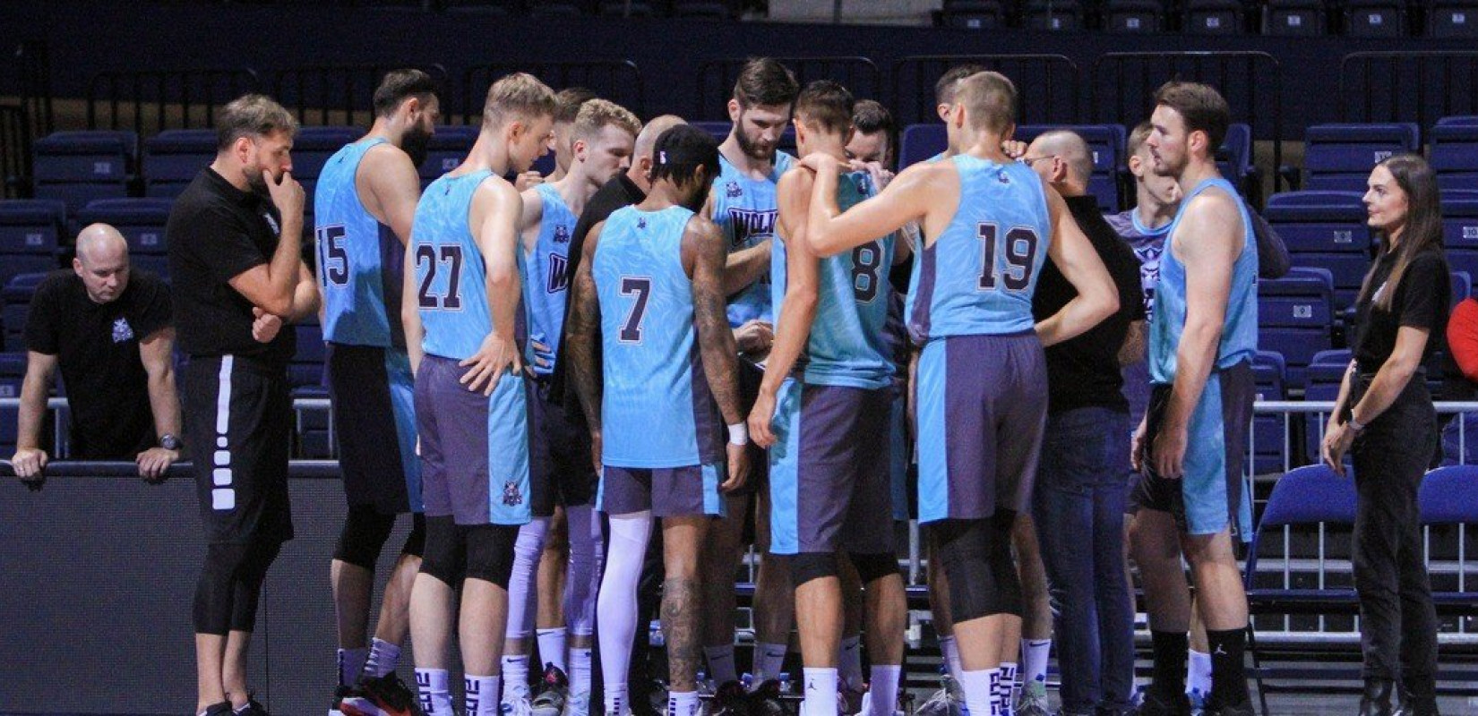 Μπάσκετ: Η πρώτη αντίπαλος του Άρη στο FIBA Europe Cup, η Γουλβς, μετράει μόλις τέσσερις μήνες ζωής (βίντεο)